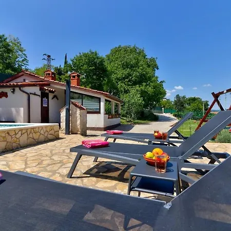 Piccola Casa - A Little Paradise