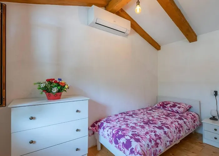 Vakantiehuis Piccola Casa - A Little Paradise Kršan